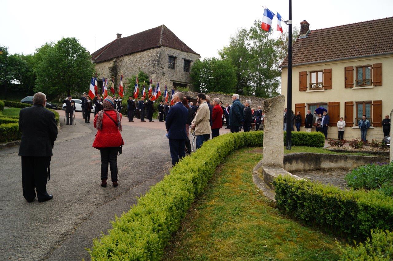 La population n'a pas véritablemnt répondu présente à l'invitation du maire de Vallées-en-Champagne.