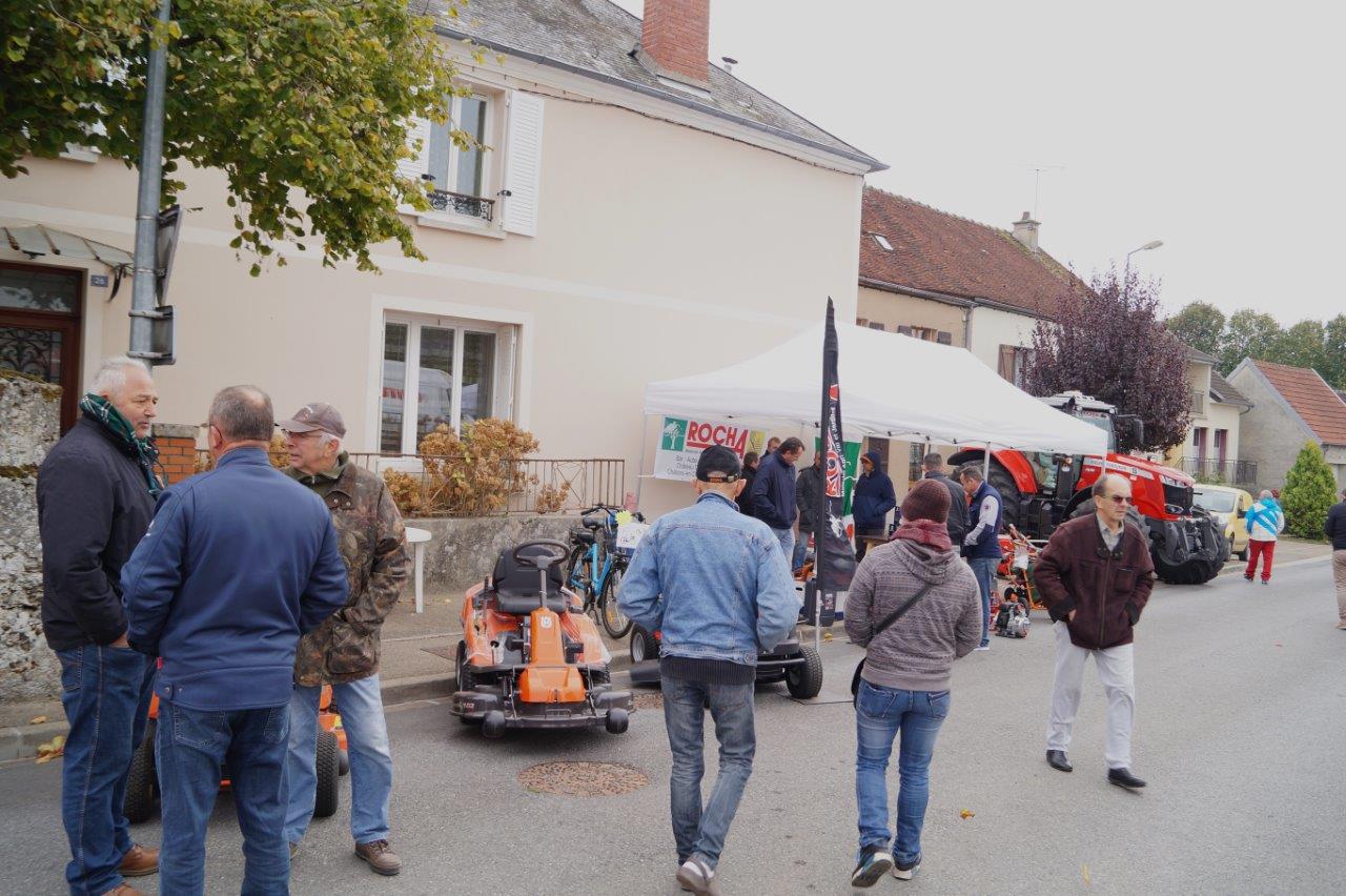 ... et la motoculture s'affichent pour le plus grand plaisir des connaisseurs.