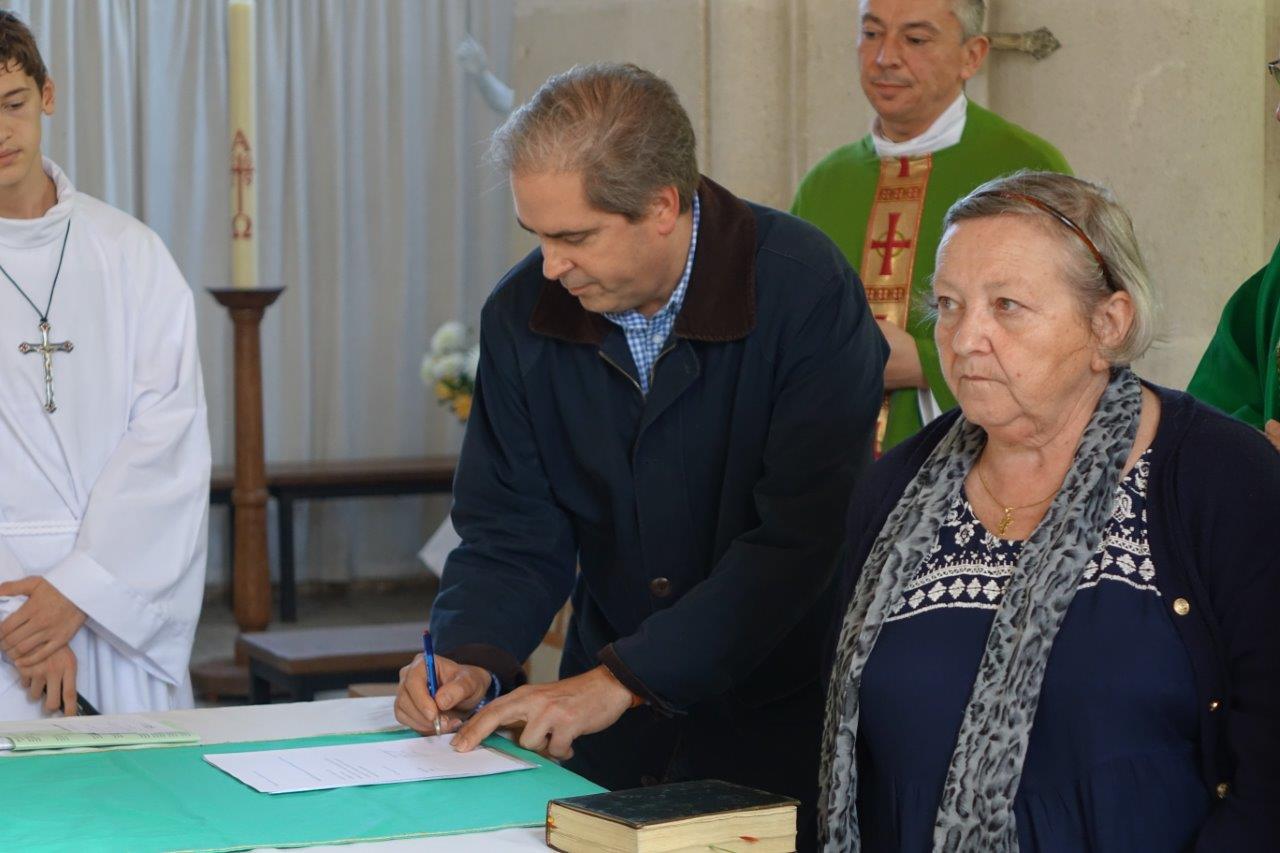 ... ainsi que les membres de l'équipe d'animation pastorale.