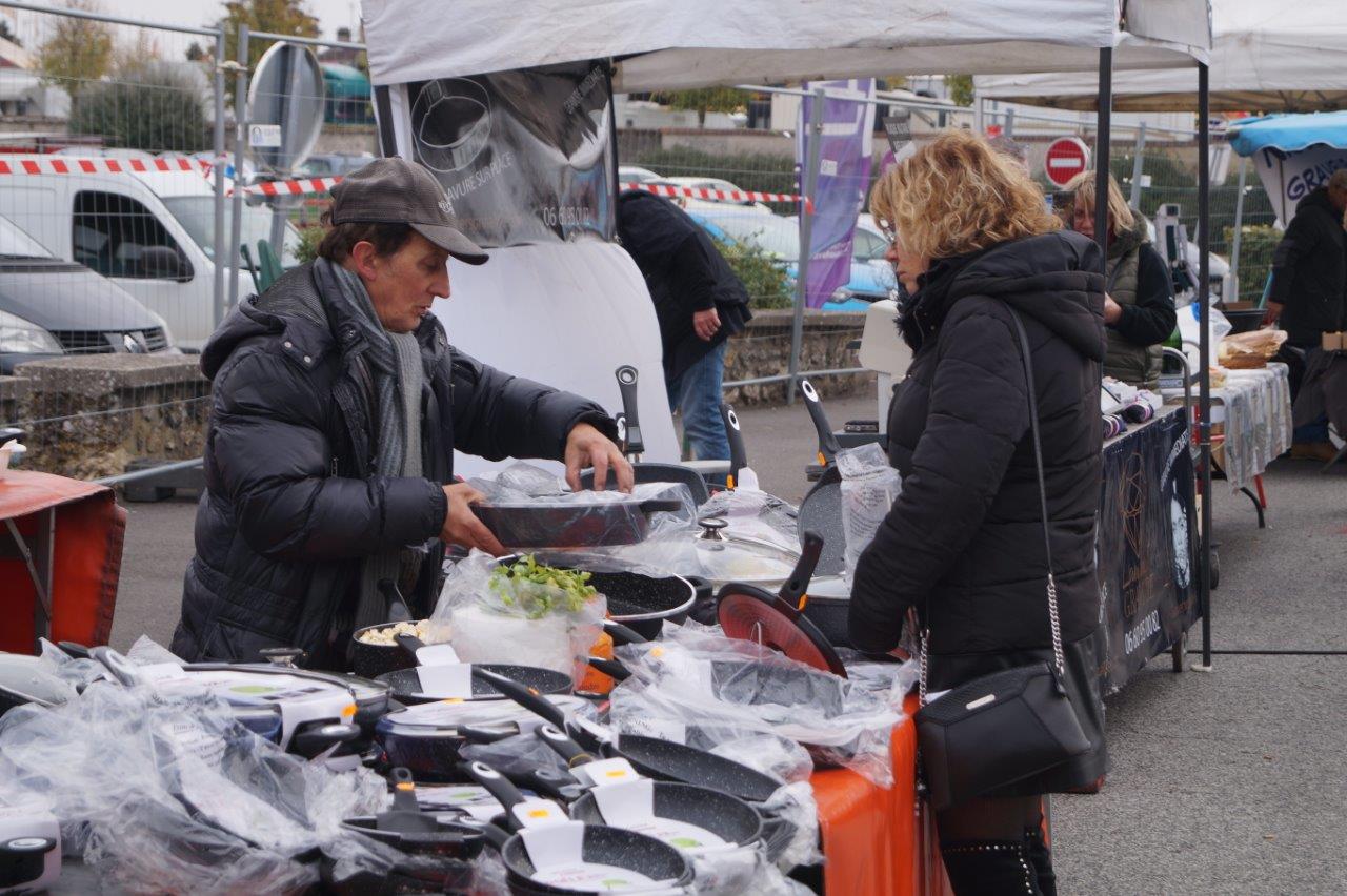Le chiffre d'affaires des camelots pâtit à cause du temps hivernal...