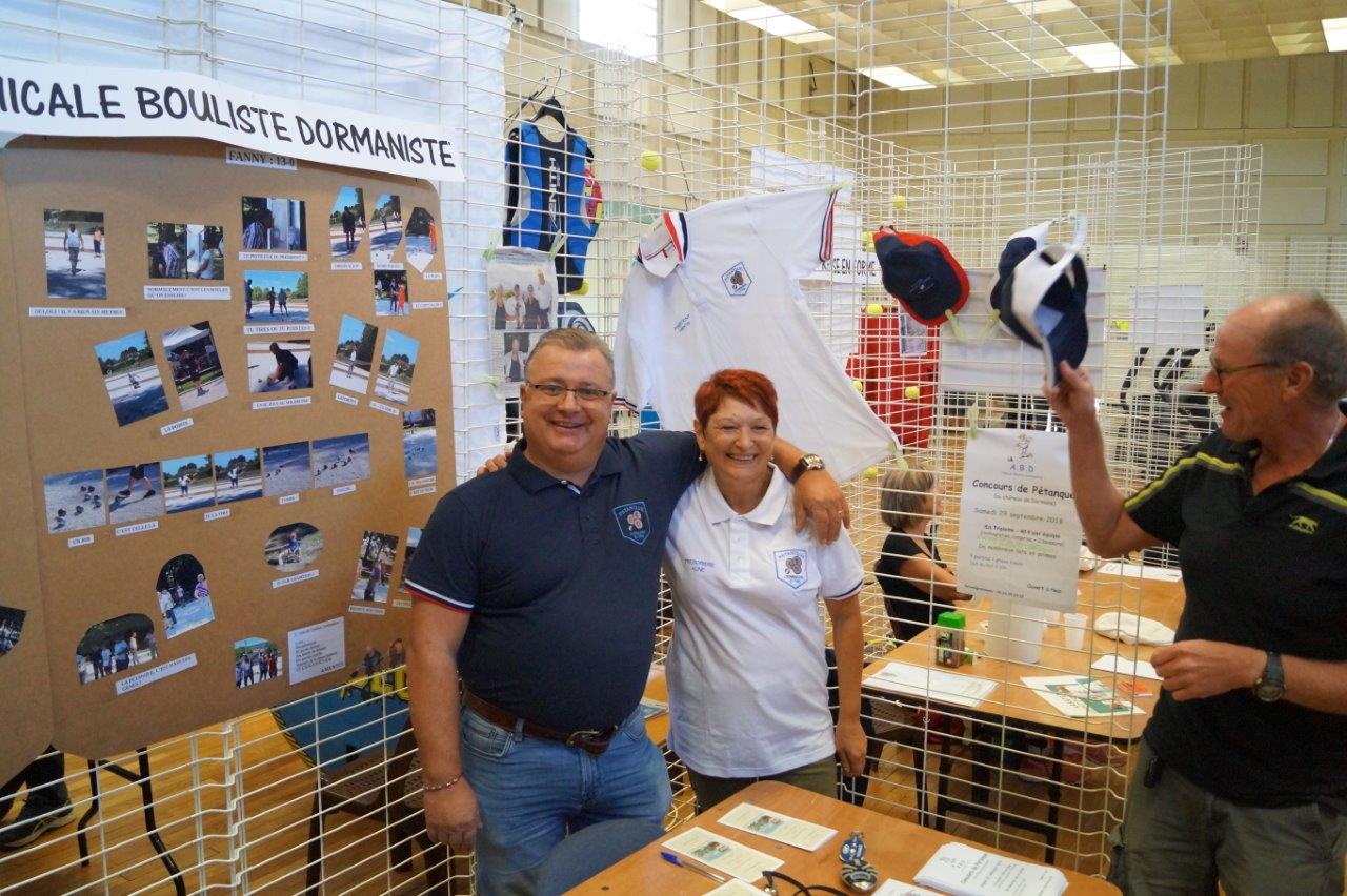 ...à la dernière-née des associations comptant pas moins de 65 adhérents : L'Amicale Bouliste Dormaniste...