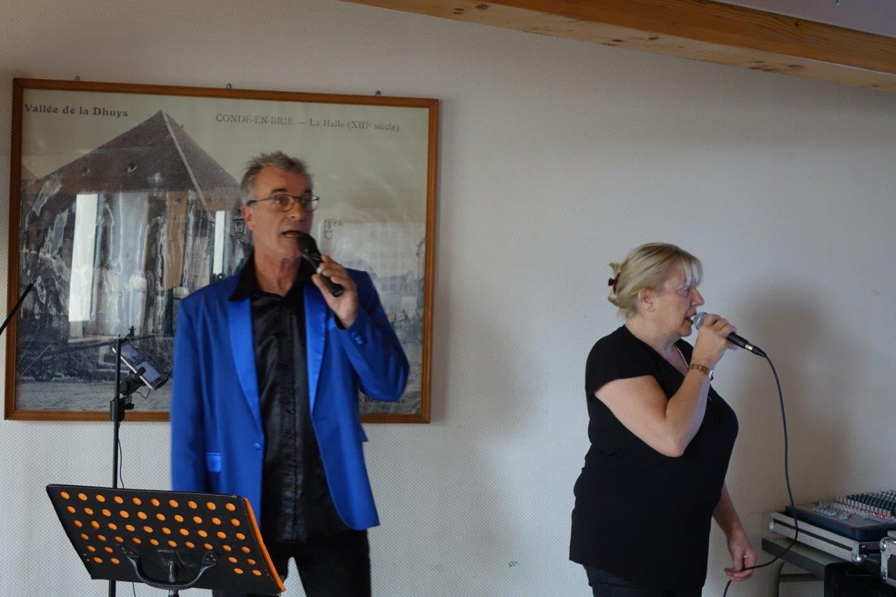De gauche à droite : Laurent Monel et Françoise Danger ont servi un Café Musical de haute facture.
