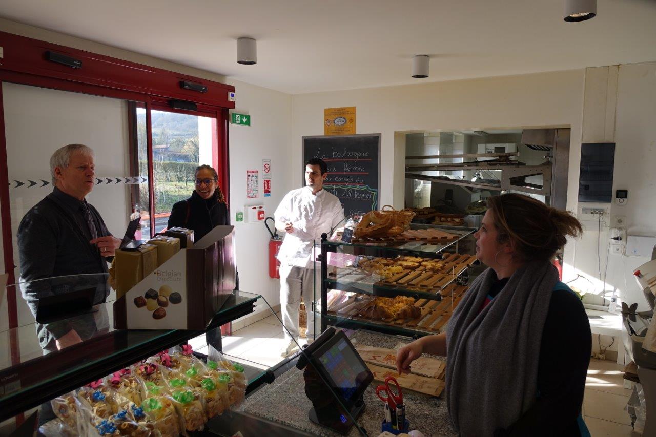 La boulangerie-pâtisserie fonctionne depuis le 17 février 2016...