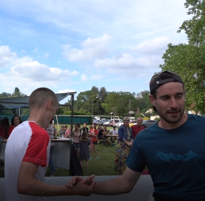 De gauche à droite : Léo Himmesoete et Simon Lelarge.