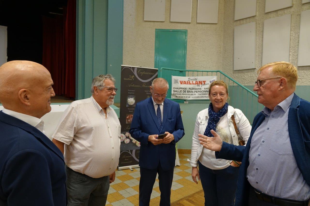 De gauche à droite : Louis Bodin, Philippe Dumont, Éric Girardin, Béatrice Rousseau et Régis Coutant.