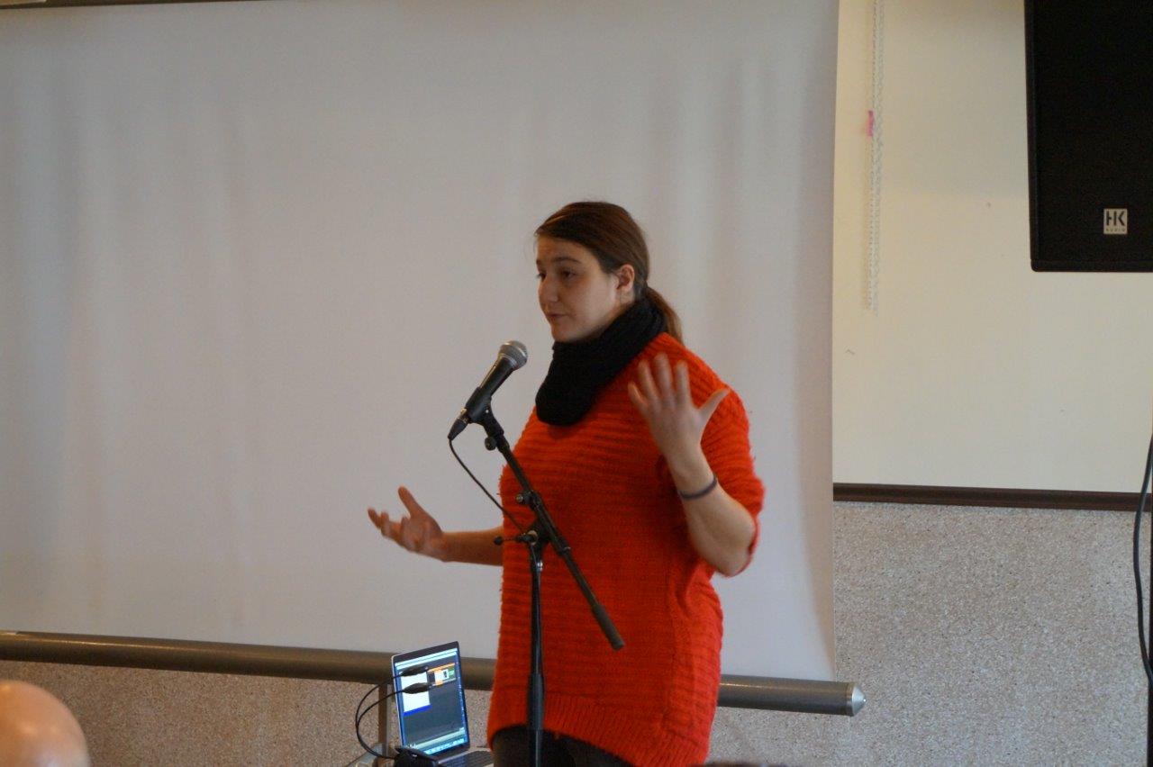 Catherine Kamaroudis parle de son travail au sein de la compagnie de théâtre Les idées en l'air. Cette jeune compagnie a participé au festival d'Avignon.