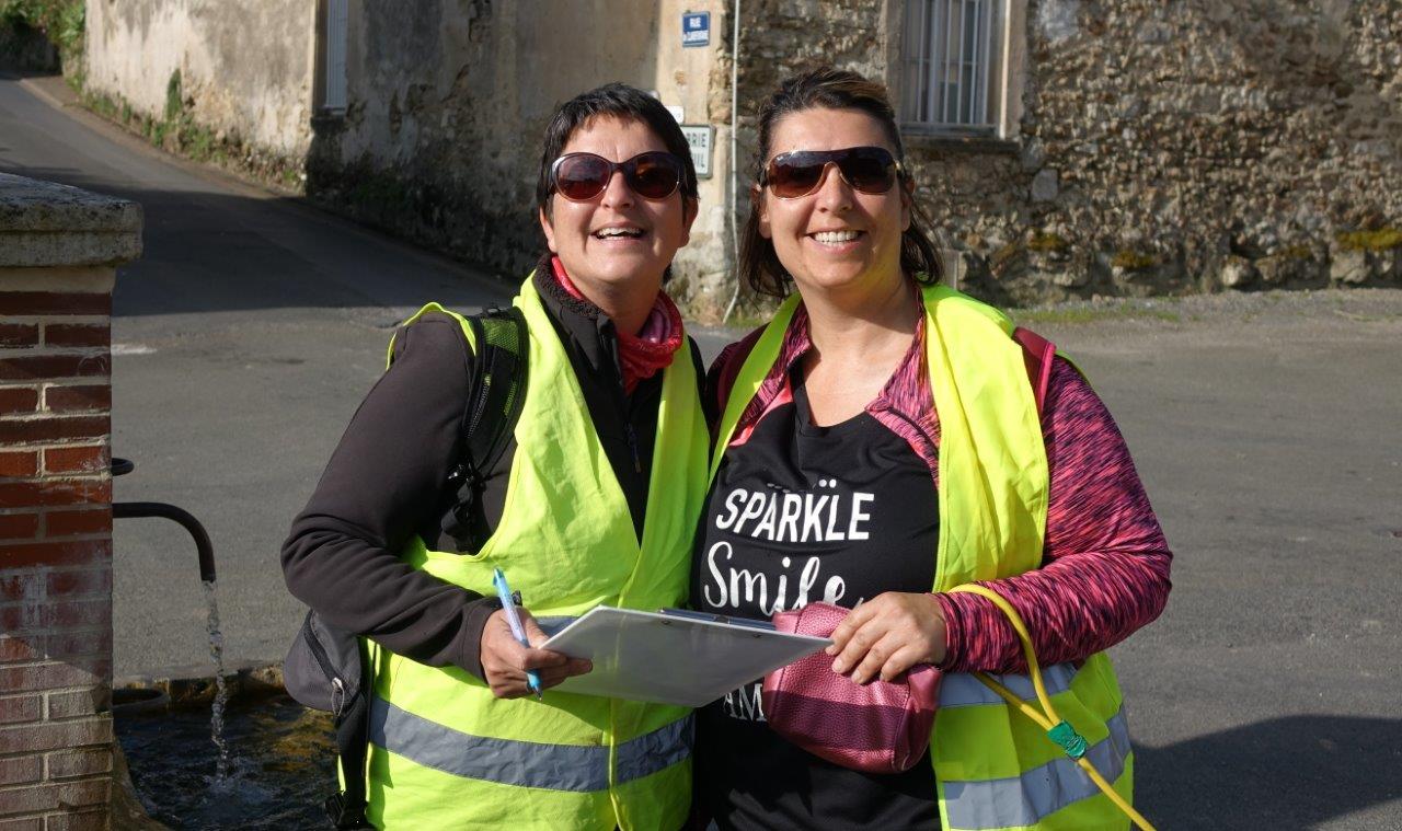 De gauche à droite : Isabelle Breton, présidente et secrétaire et Rachel Mérat, trésorière de l'association Odon'Attitude.