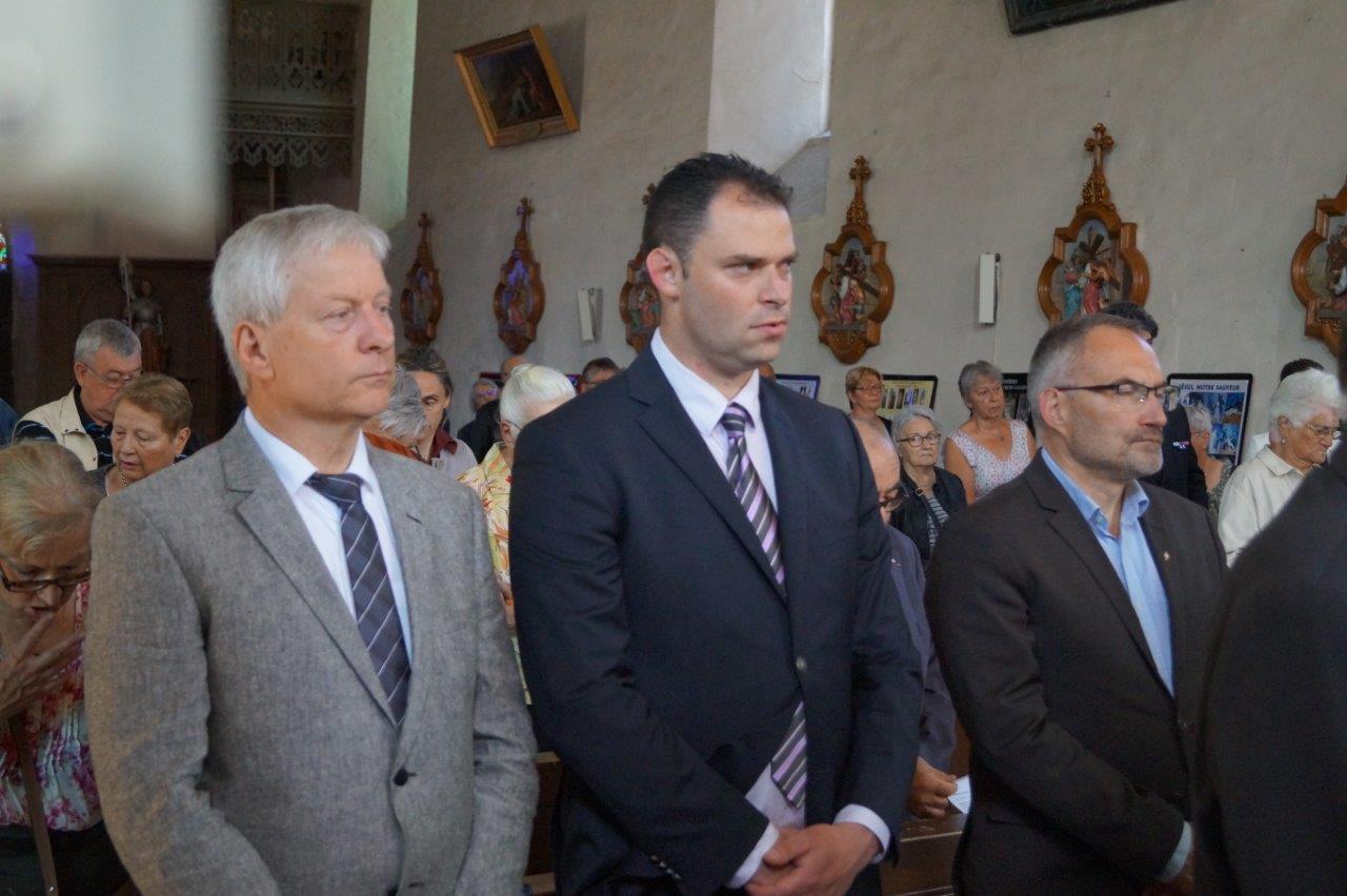 De gauche à droite : Eric Assier, maire de Condé-en-Brie, Jordane Beauchard, maire de Celles-lès-Condé, et Dominique Moyse, conseiller régional Hauts-de-France.