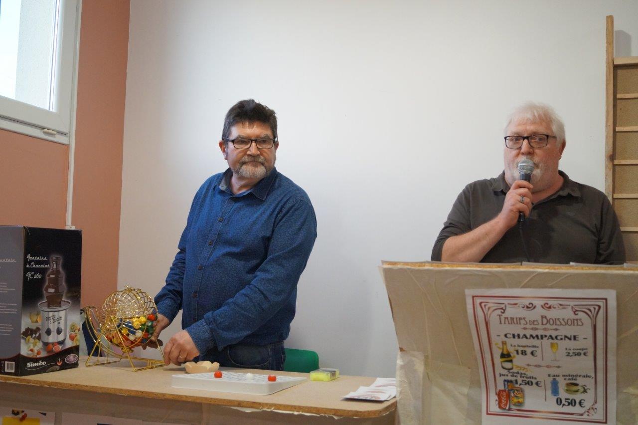 De gauche à droite : Didier Simon et Thierry Duparcq sont aux manettes de ce premier loto.