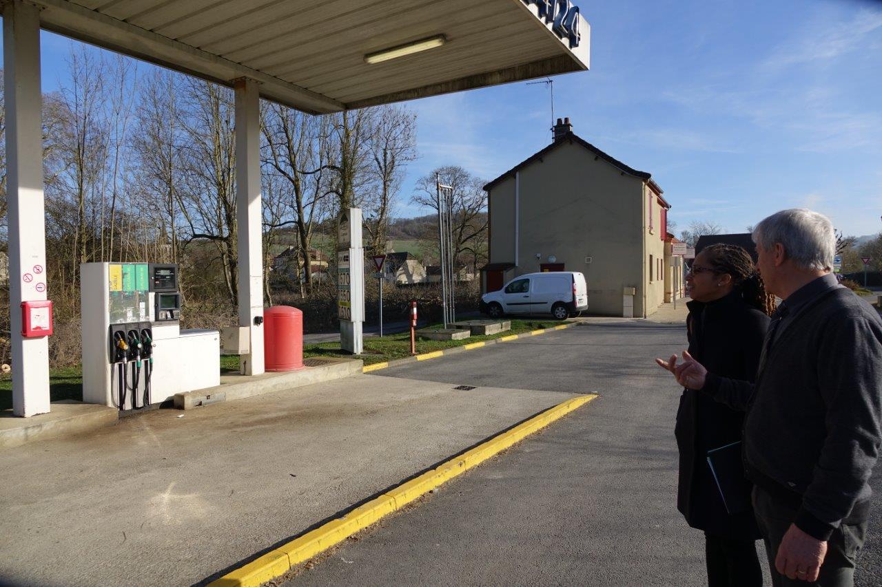 La station-service communale est ouverte 7 jours sur 7.