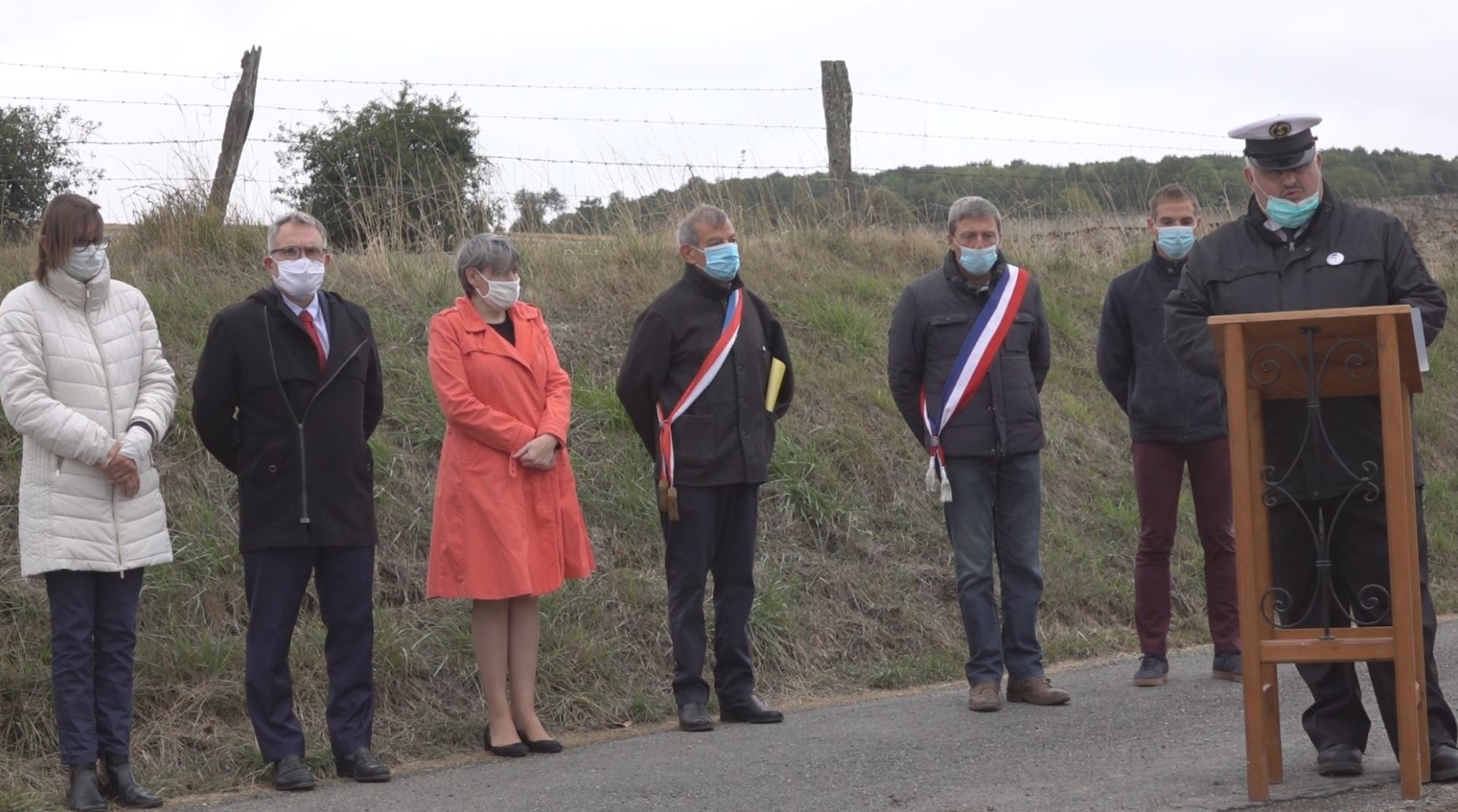 De gauche à droite : Anne Maricot, Dominique Moyse, Mireille Chevet, Bruno Lahouati, Jean-Yves Roulot, Louison Tanet et Christophe Delannoy.