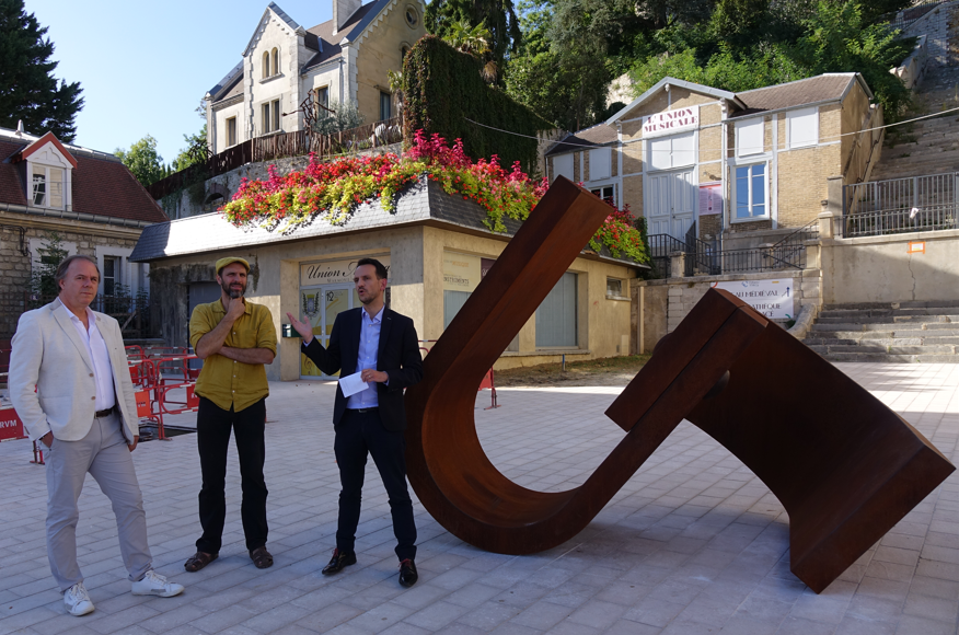 De gauche à droite : Frédéric Jacquesson, Ulysse Lacoste et Sébastien Eugène.