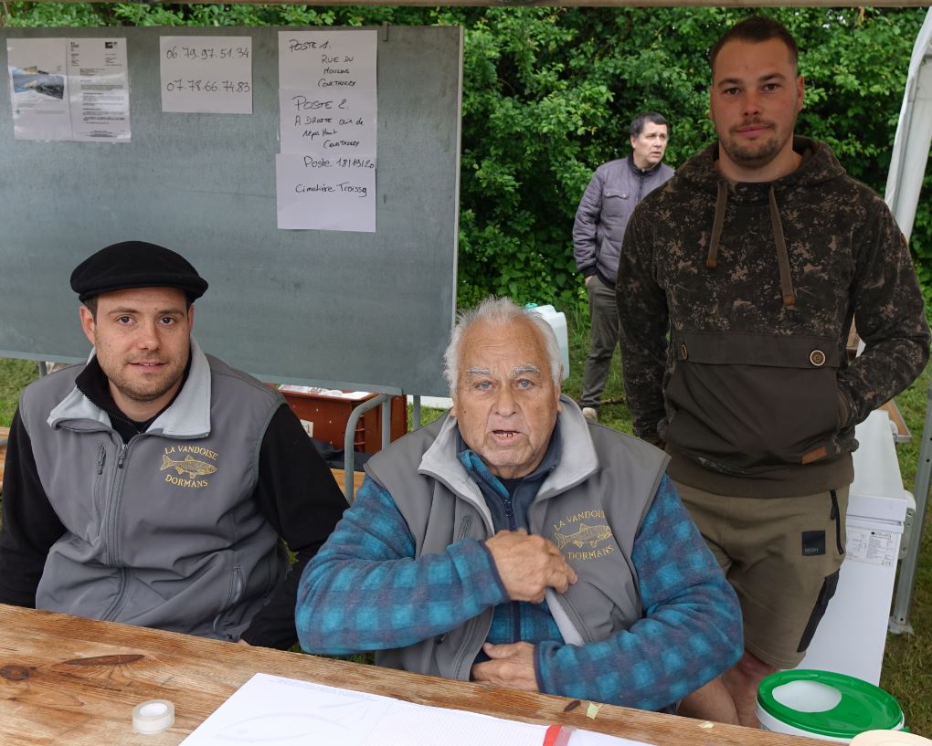 De gauche à droite : Amaury Guy, Pierre Laurier et Donovan Montcuit, respectivement secrétaire, président et vice-président de La Vandoise de Dormans.