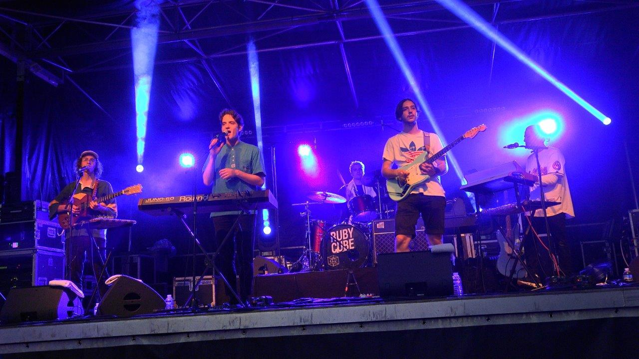 Le son électro pop du groupe Ruby Cube a ravi les spectateurs.