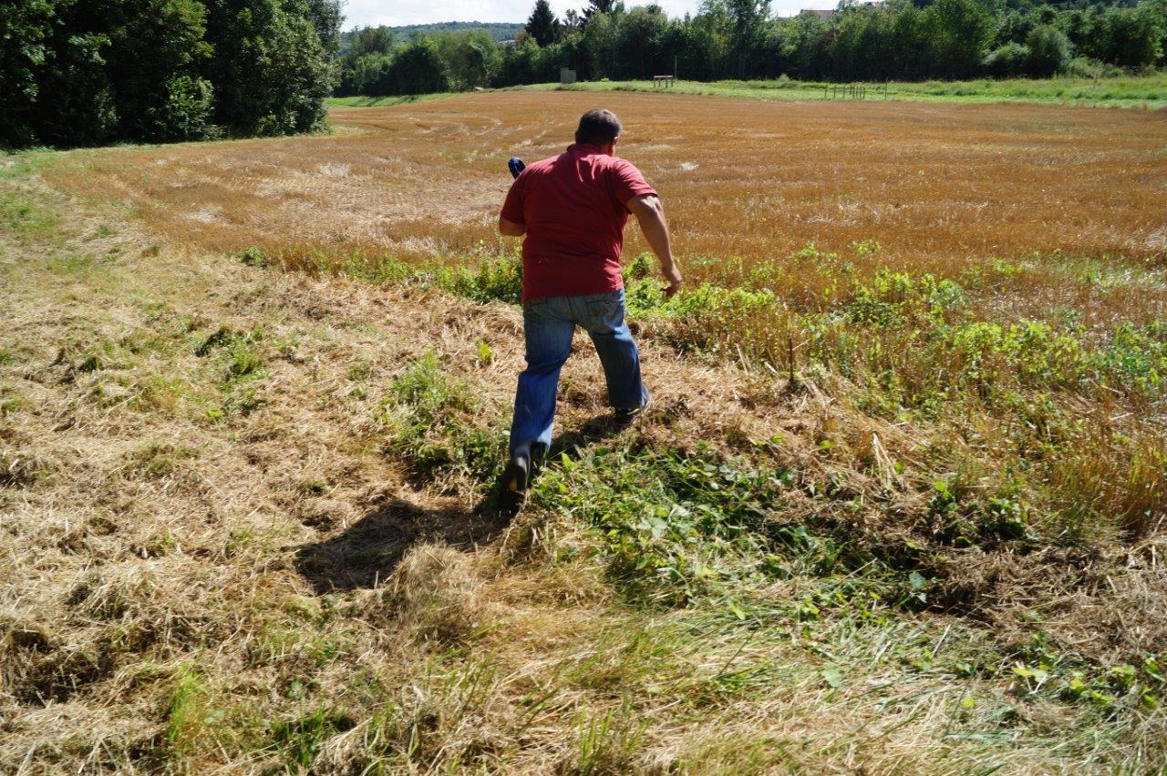 Ce joueur sud axonais s'est emparé de la balle dès la sortie du Surmelin. C'est la fuite en avant !