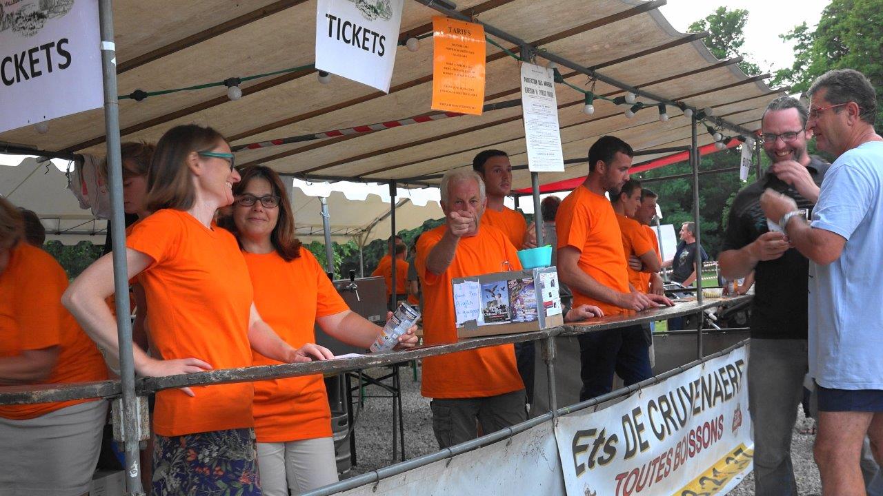 Après le Modem et Champagne et vous, les 3 comités des fêtes de Vallées-en-Champagne passent à leur tour à l'orange.