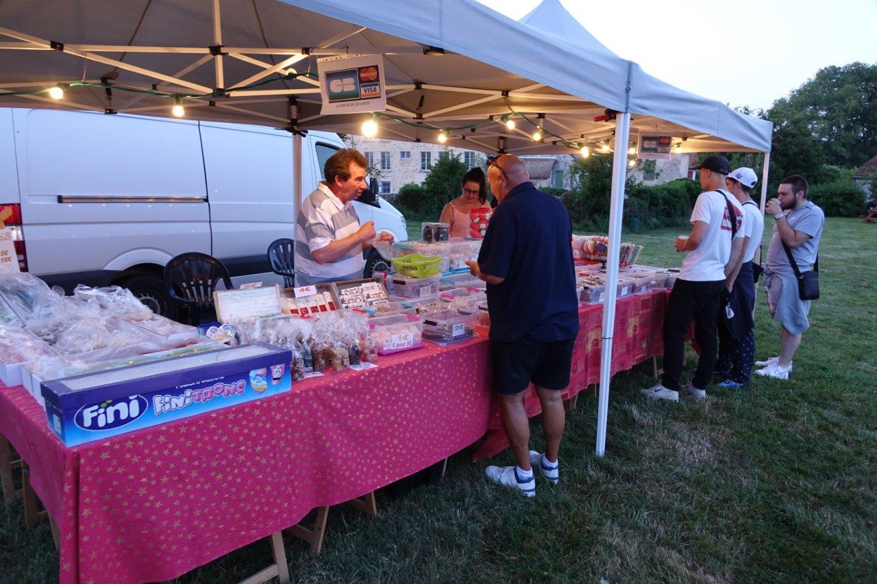 L'incontournable stand de bonbons pour petits... et grands.