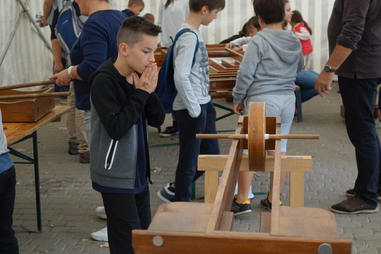 Les jeux en bois anciens ont toujours du succès...