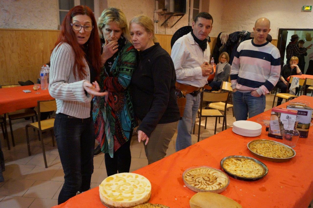 L'apple tie contest, le concours de tartes aux pommes in french, a remporté un vif succès !