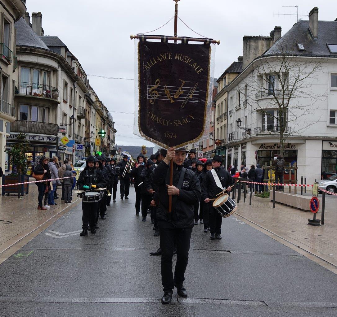 L'Alliance musicale de Charly-Saâcy.