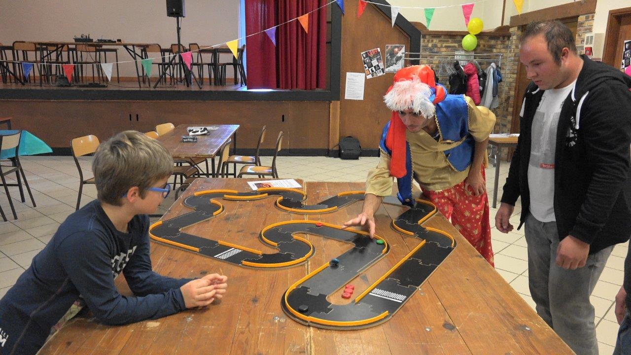 Un jeu de pichenette !