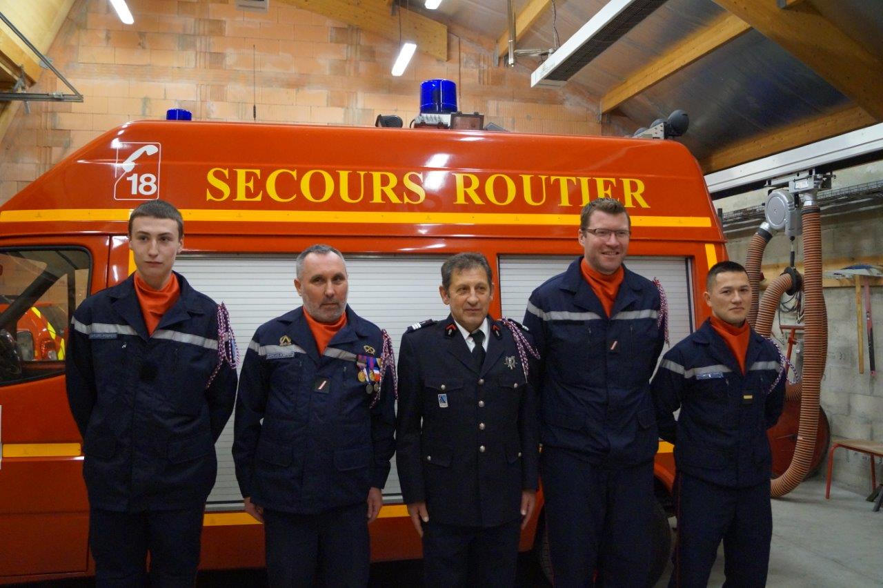 De gauche à droite : la jeune recrue Théodore Vrayet, le sergent William Dansin, le capitaine Vincent Couvent, le sergent Julien Hérault et l'adjudant Steeven Low.