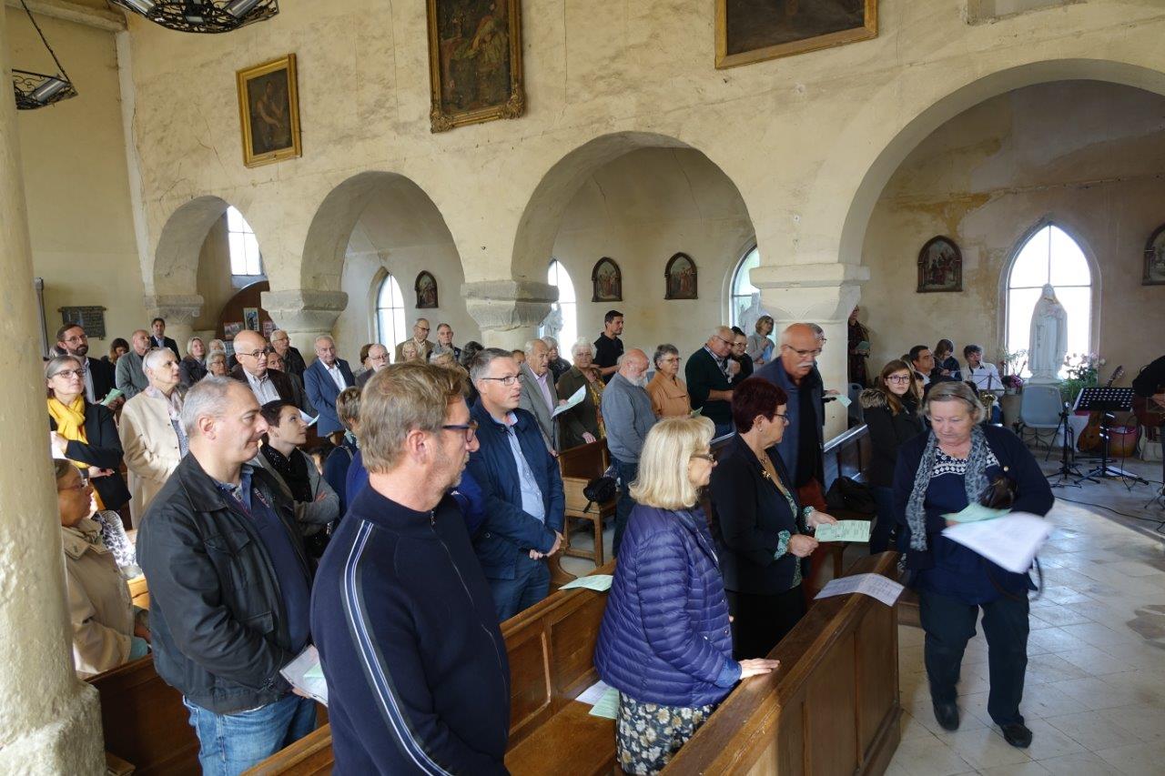 L'église Notre-Dame était comble.