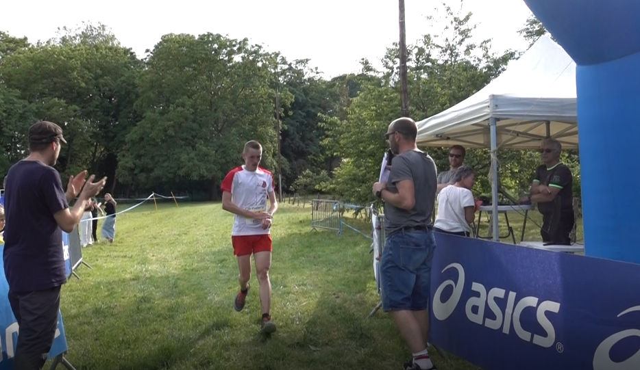 En catégorie Espoirs, Léo Himmesoete remporte le Mont-Saint-Trail pour la troisième fois.