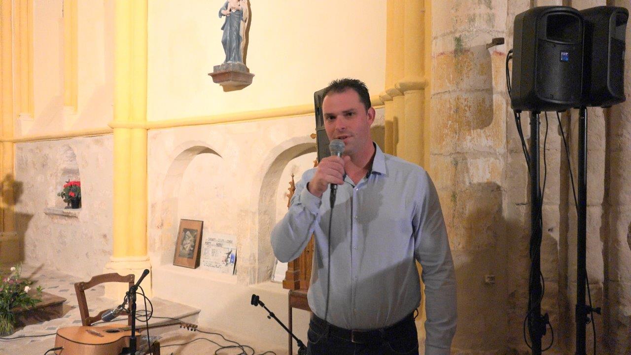 Jordane Beauchard, le maire de Celles-lès-Condé, signe déjà pour une prochaine édition du festival dans son village.