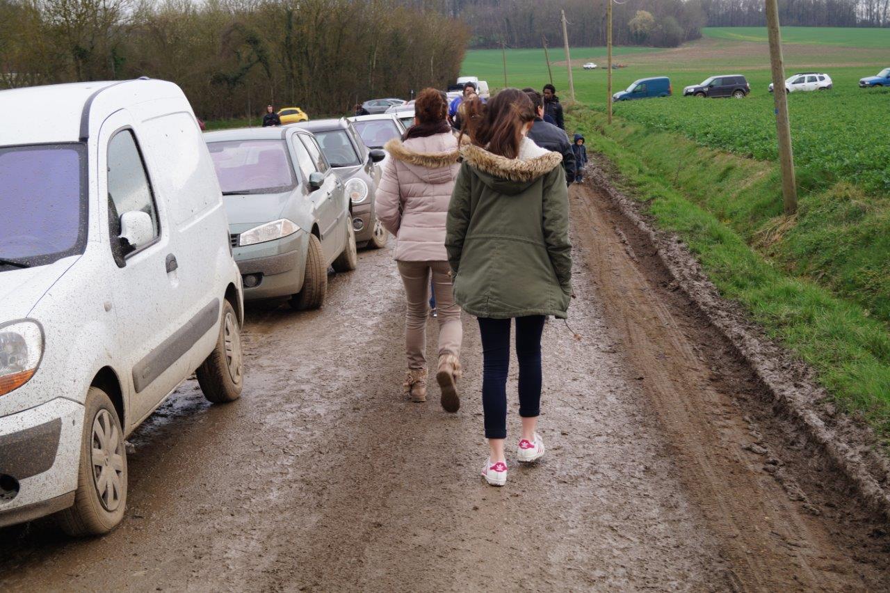 A 1 km du circuit, le public sait déjà que cela va être compliqué...
