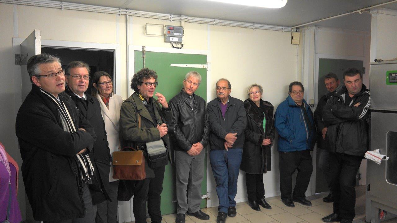 Des visiteurs attentifs.