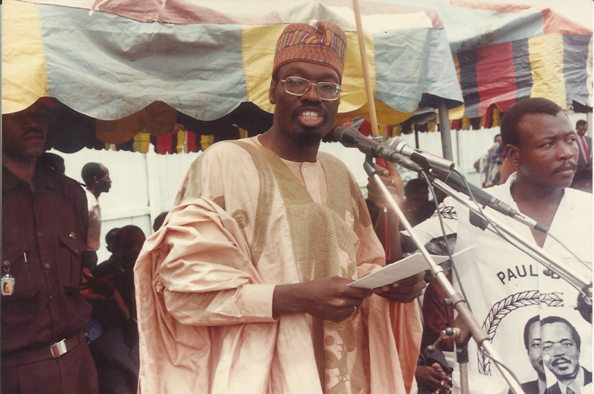 Le minstre Tchiroma prononce son allocution