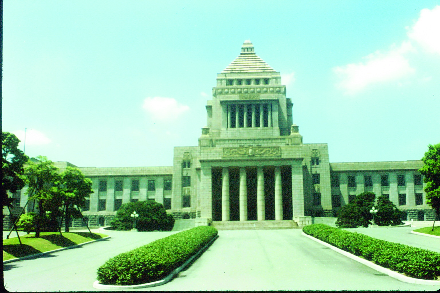 Tokyo Parlament 1981