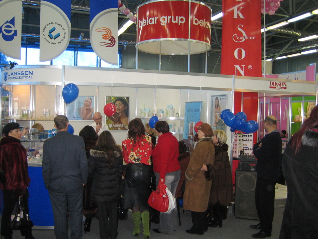 Belar Group (Marina & Ghennaddii) at Expo in Tiraspol 2006