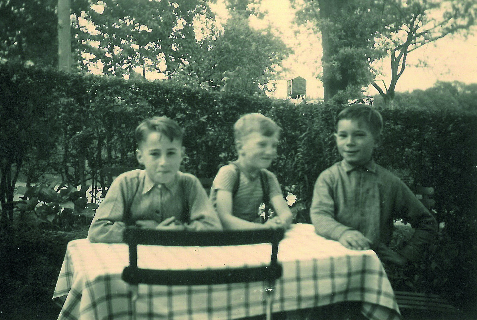 Mit Freddy Pohlen und Bernd Grassmann im Gartencafe 1956