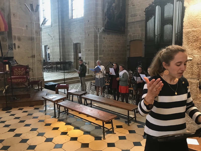 Une chorale réduite au minimum