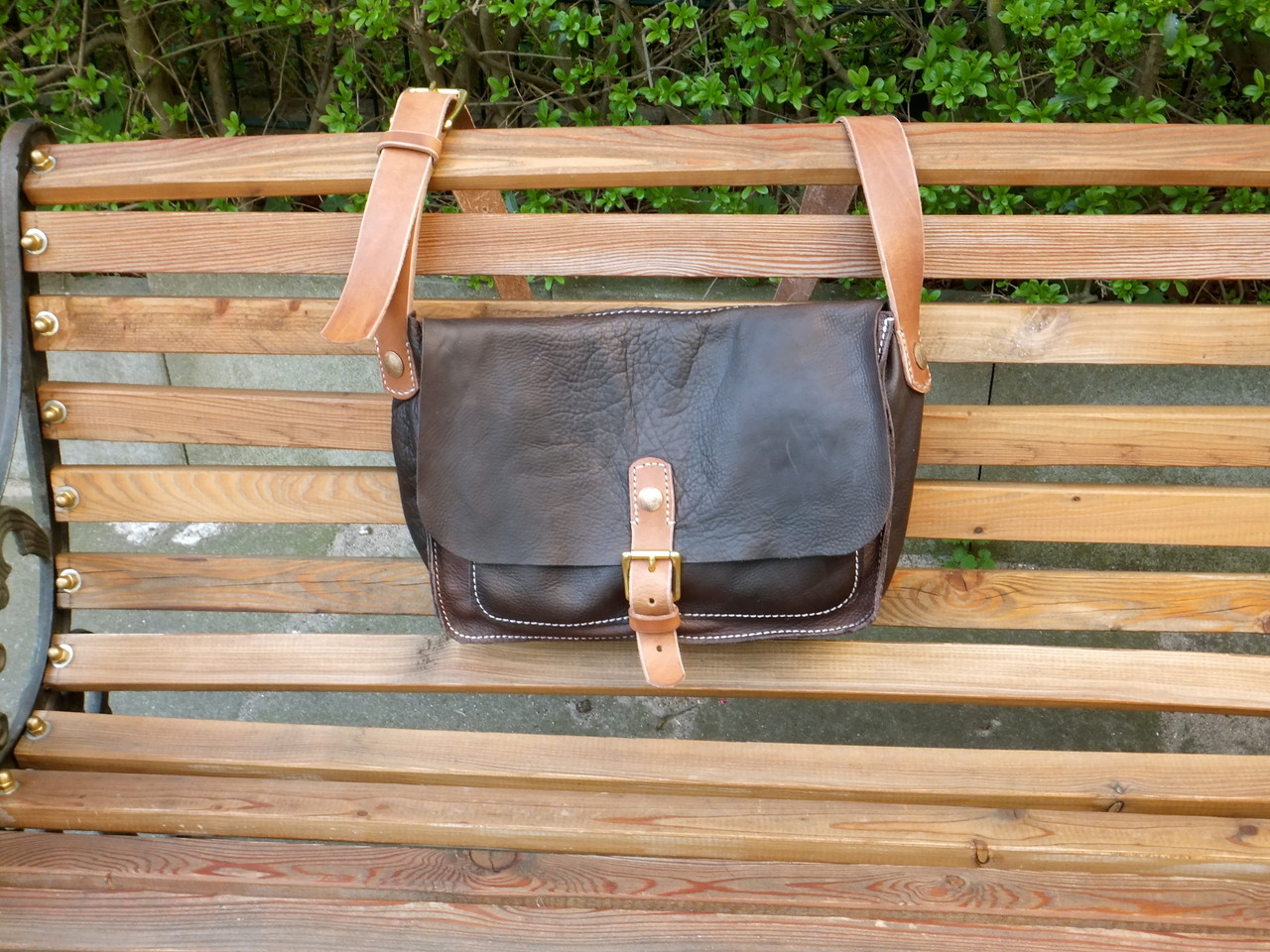 handgenähte Ledertaschen | Businesstaschen : Unikate online - DEL MUNDO