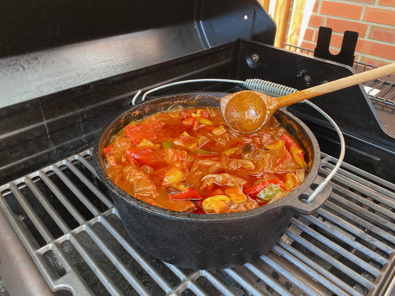 Probekochen im Dutch Oven