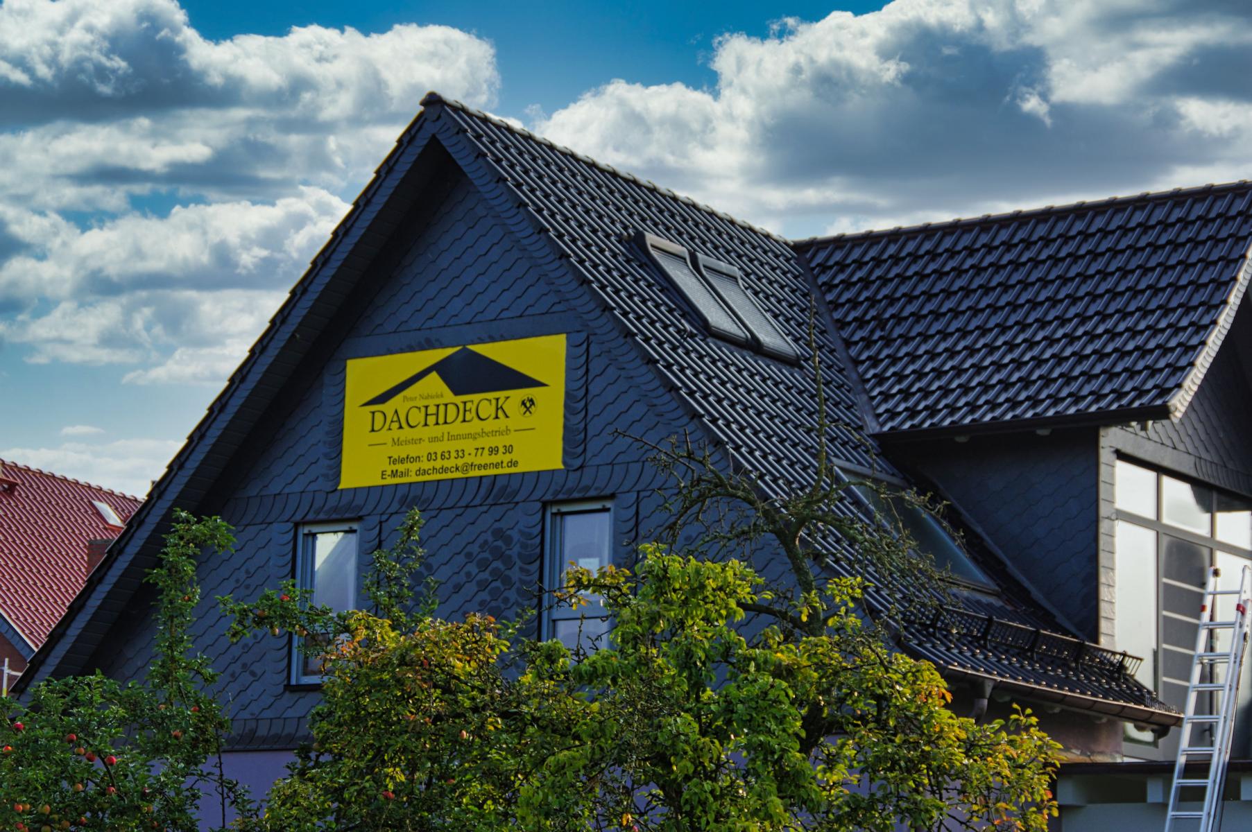 Dachdeck GmbH & Co. KG