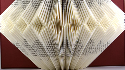 gefaltetes Buch - folded book