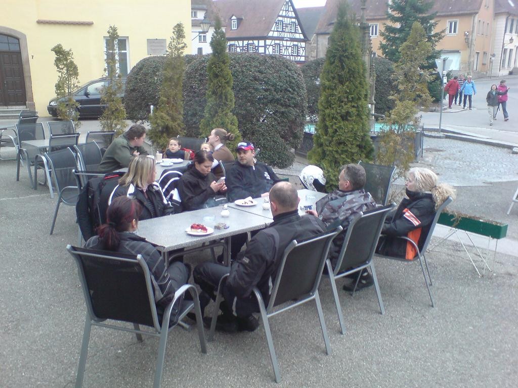 Sinds net alle Brav wie´s da sitzen
