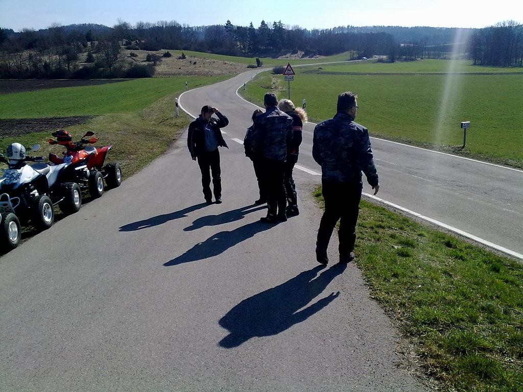 Ja wo simmer den da i kenn mi nimmer aus drum schau i a mal ins Land eini