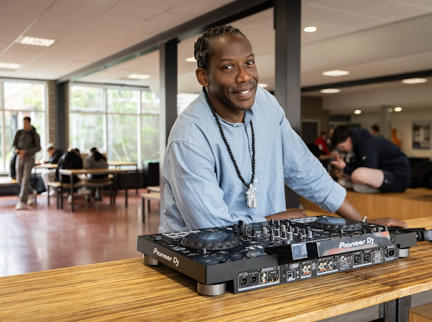 Dj Dude