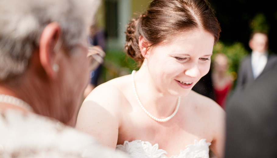 Hochzeit, wedding, Hochzeitsfotograf, weddingphotographer, Fotograf Stuhr, Braut, bride, Hochzeit Hannover, Laatzen, Gebärdensprache, Gehörlos, Taubstumm, Sabine Lange, Biene-Photoart