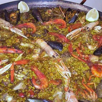 Paella im Restaurant Bahia