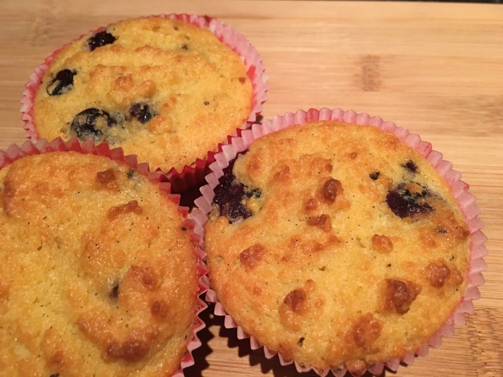 Muffins mit Heidelbeeren - getreidefrei - Paläo - kristallzuckerfrei ...