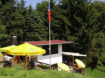 Skihütte: Sommerfest