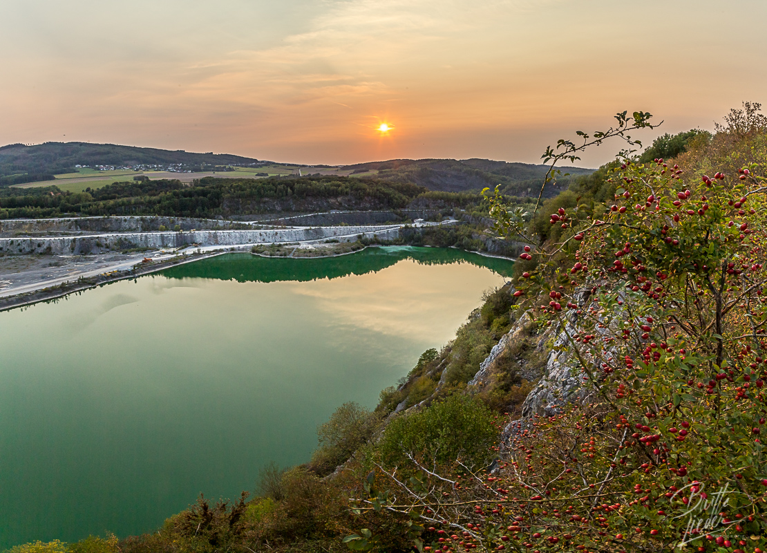 sauerland, wanderung, aussicht, see, aussichtsturm, ebbergturm, eisborn, kleine, rundwanderung, steinbruch