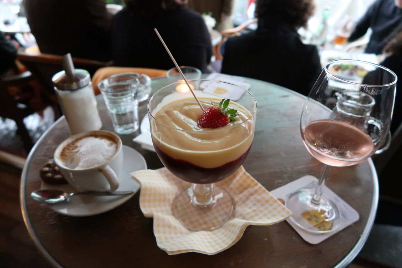 ドイツのデザート、ローテ・グリュッツェ Rote Grütze 萬谷衣里 オフィシャルサイト Eri Mantani Official