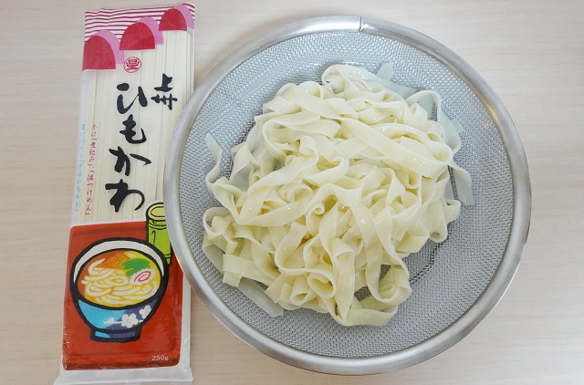 群馬県のご当地麺 ひもかわ うどん